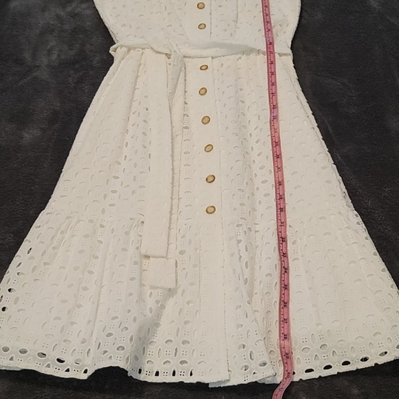 Dress - Picture 4 of 7